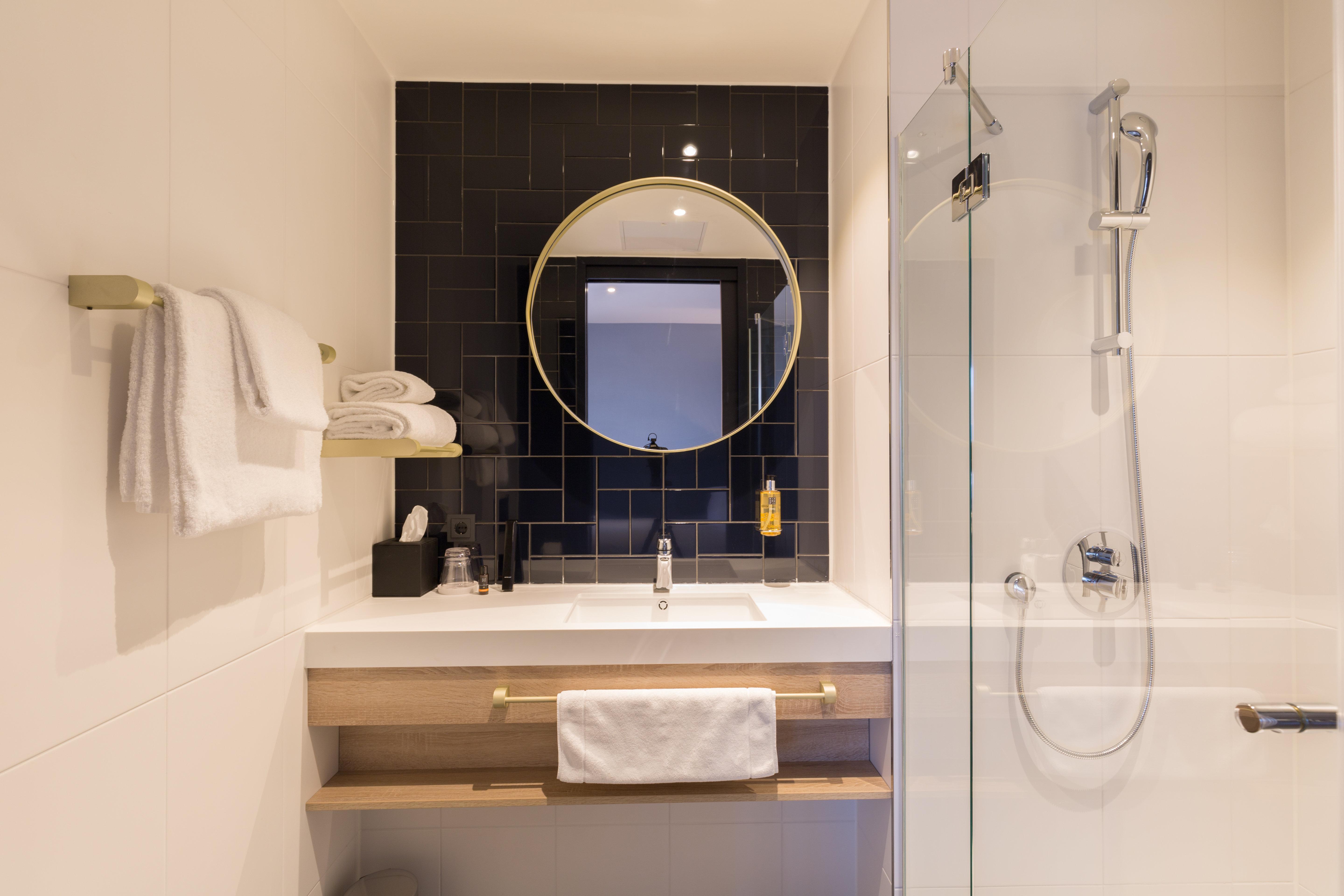 Staybridge - Parliament By Ihg Hotel