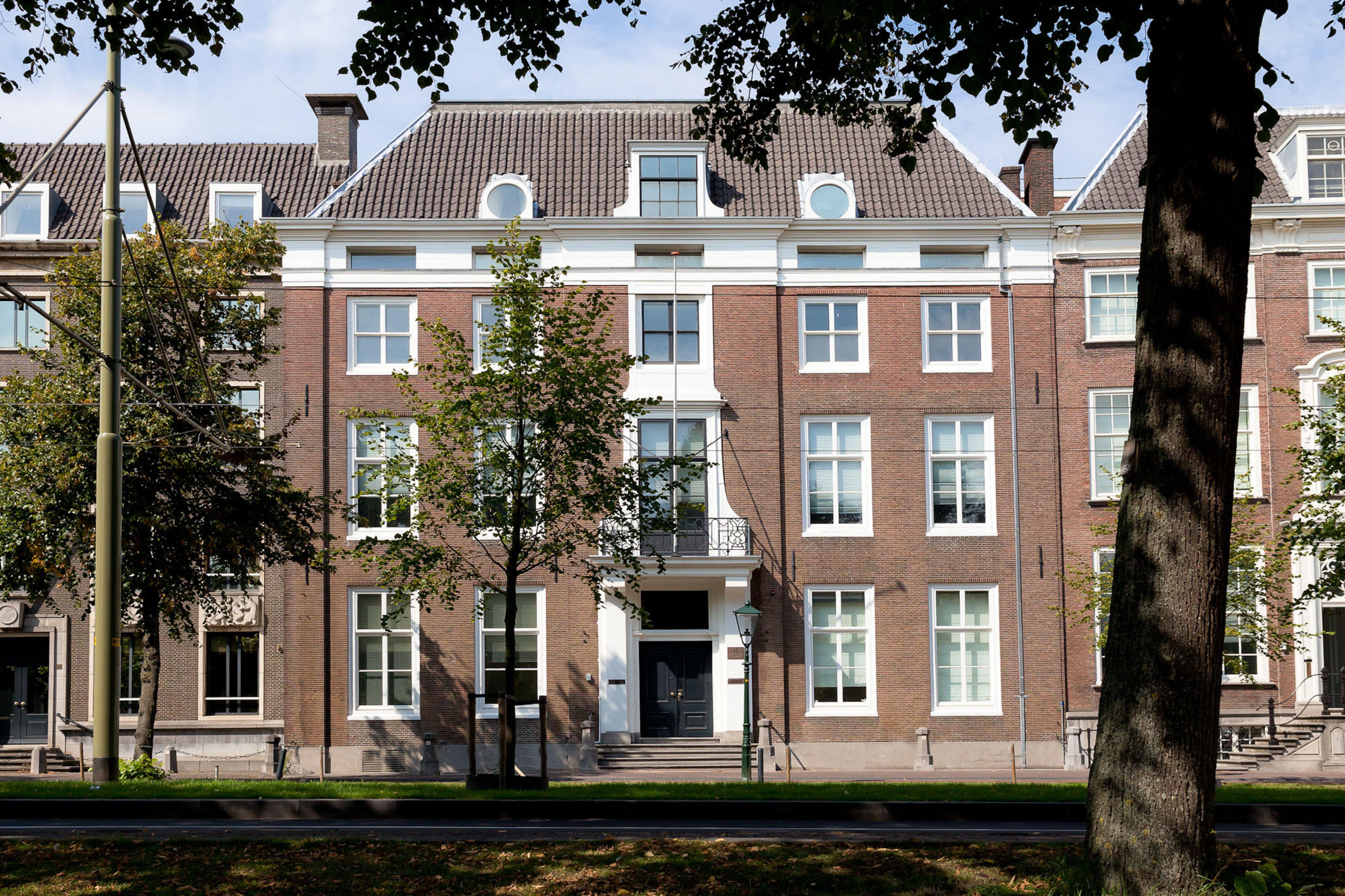 Hotel Staybridge - Parliament By Ihg 4*